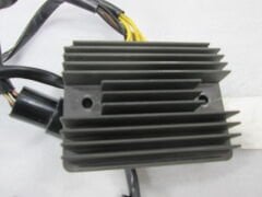 Kawasaki ZX12R 2002-2006 Konjektör Regulatör
