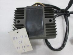 Kawasaki ZX12R 2002-2006 Konjektör Regulatör