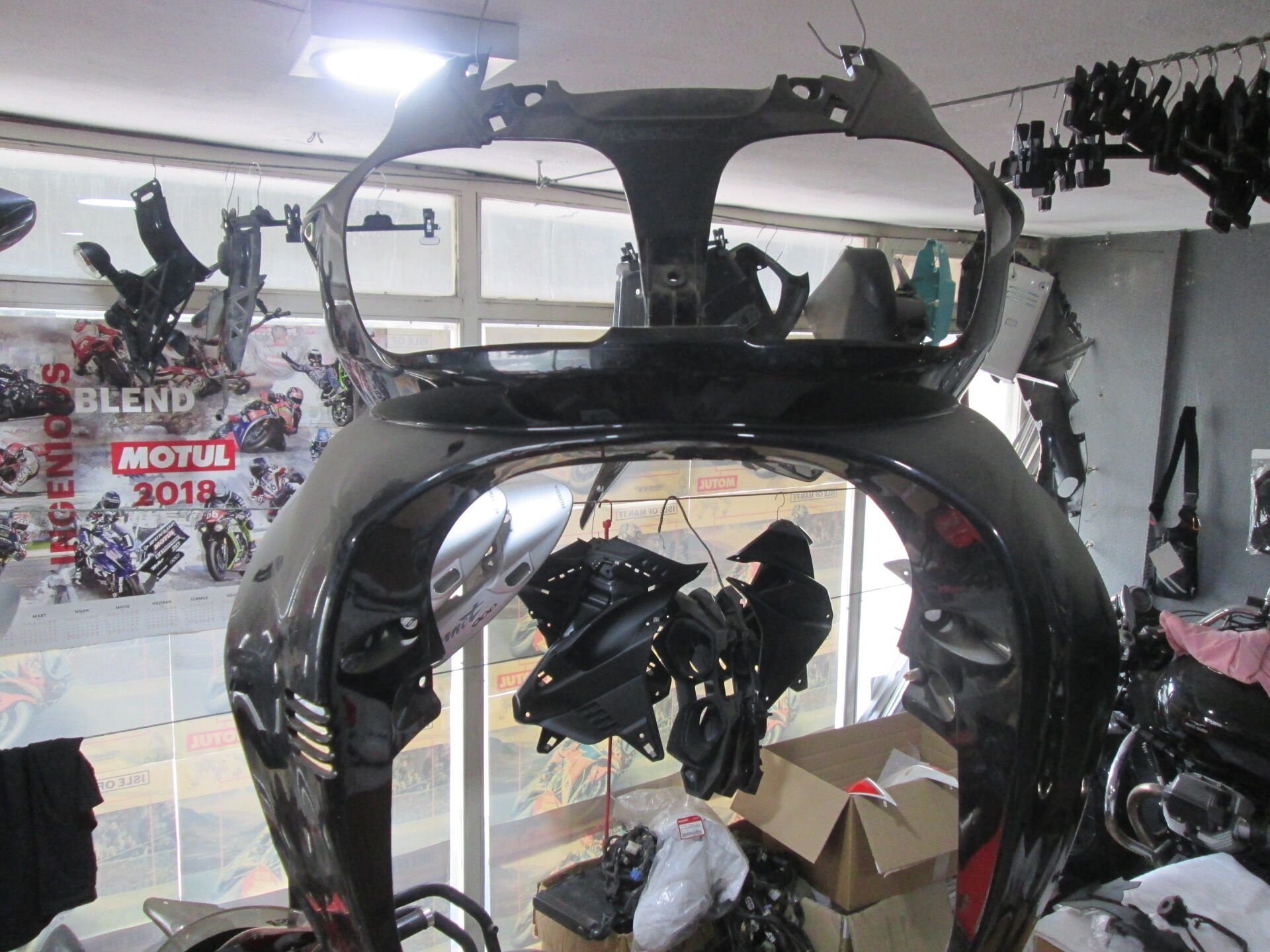 Suzuki Burgman  AN 650 Kafa Grenajı