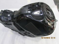 Honda CBR 600RR Benzin deposu (Fuel tank)