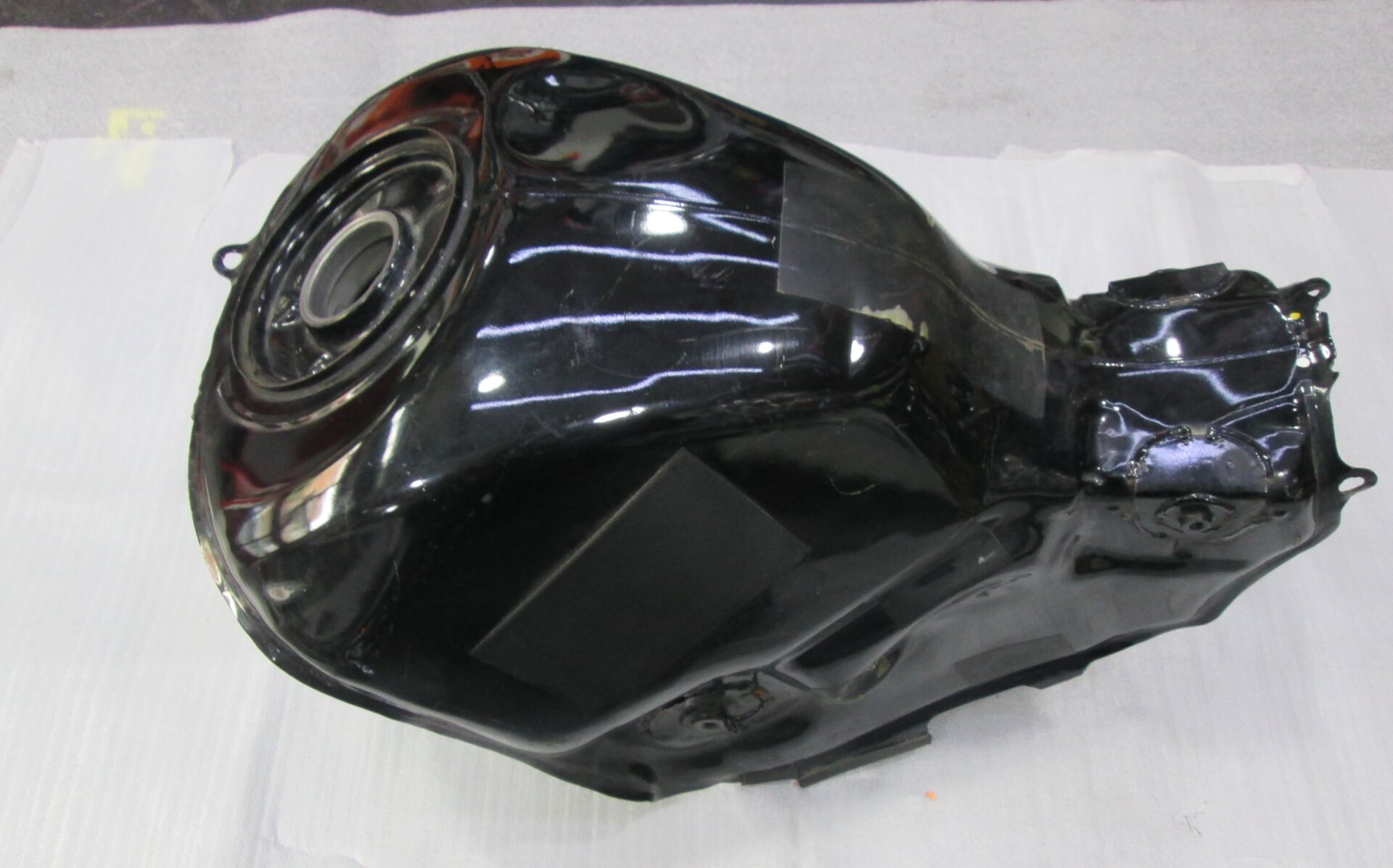 Honda CBR 600RR Benzin deposu (Fuel tank)
