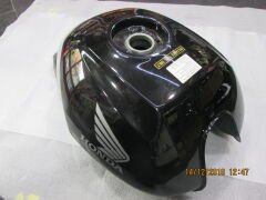 Honda CBf 500 Benzin Deposu (Fuel tank
