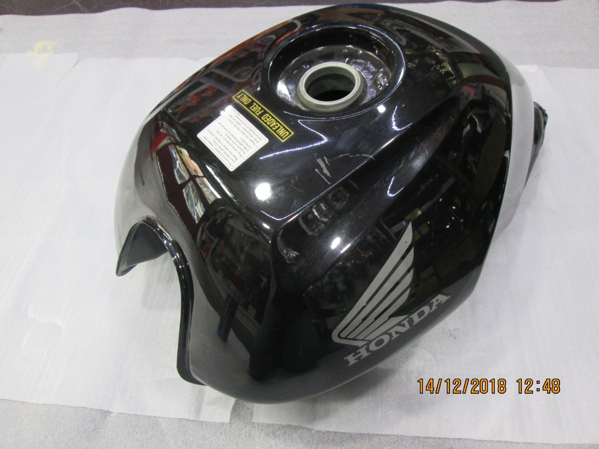 Honda CBf 500 Benzin Deposu (Fuel tank