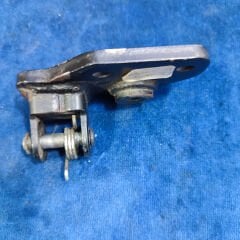 Suzuki DL 650 V-Strom Orjinal Sol Sürücü Baraketi Tasıyıcı