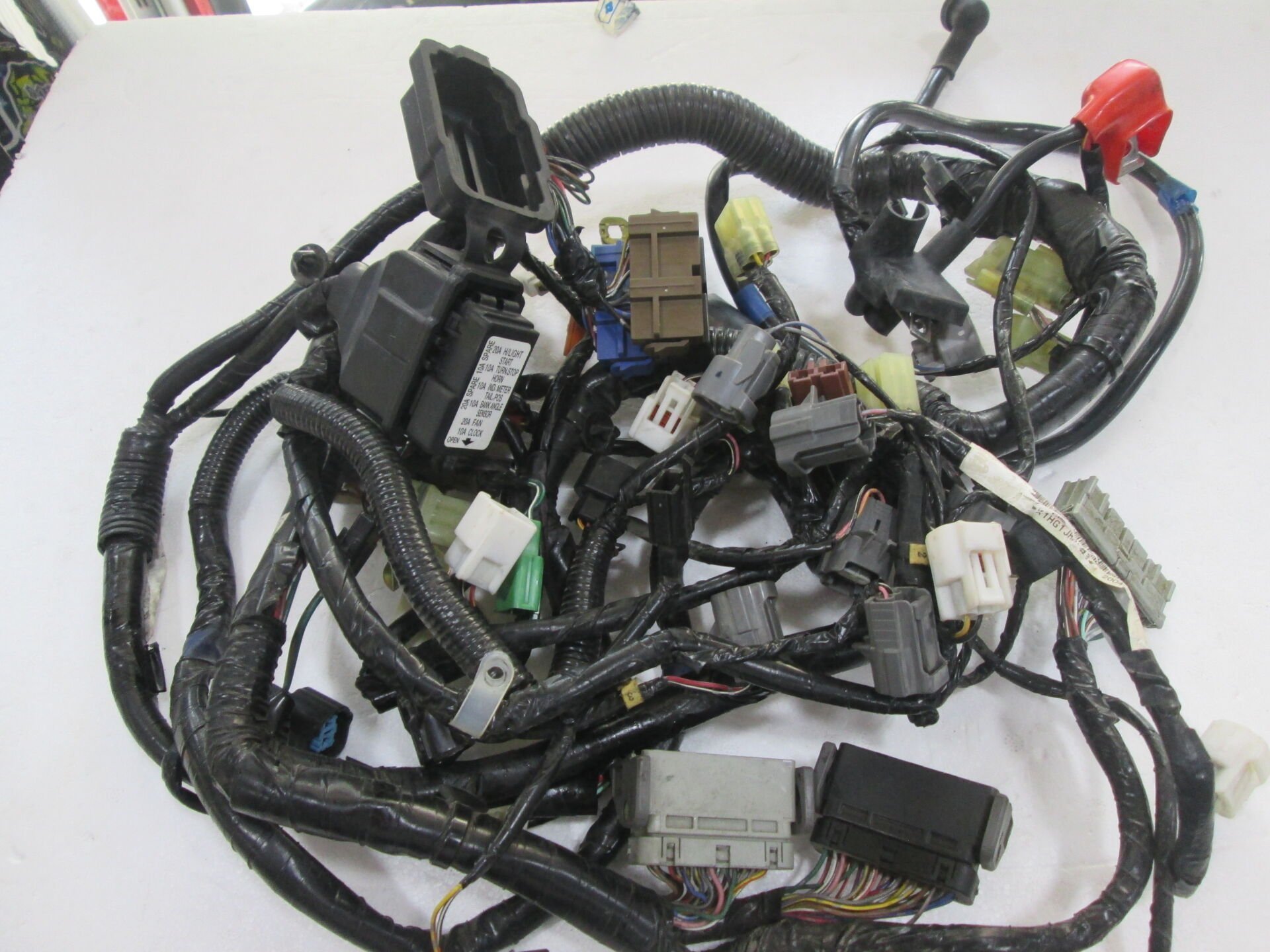 Honda CBR 10000 RR  SC57 2005 Elektirik Tesisatı 32100-MEL-G000