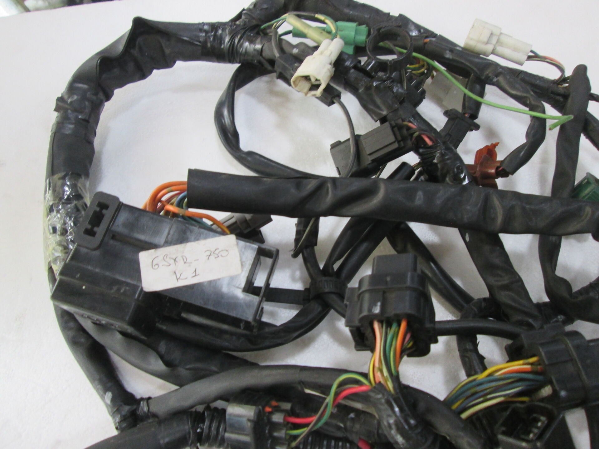 Suzuki GSXR 750 2001 Elektirik Tesisatı 36610-35F40